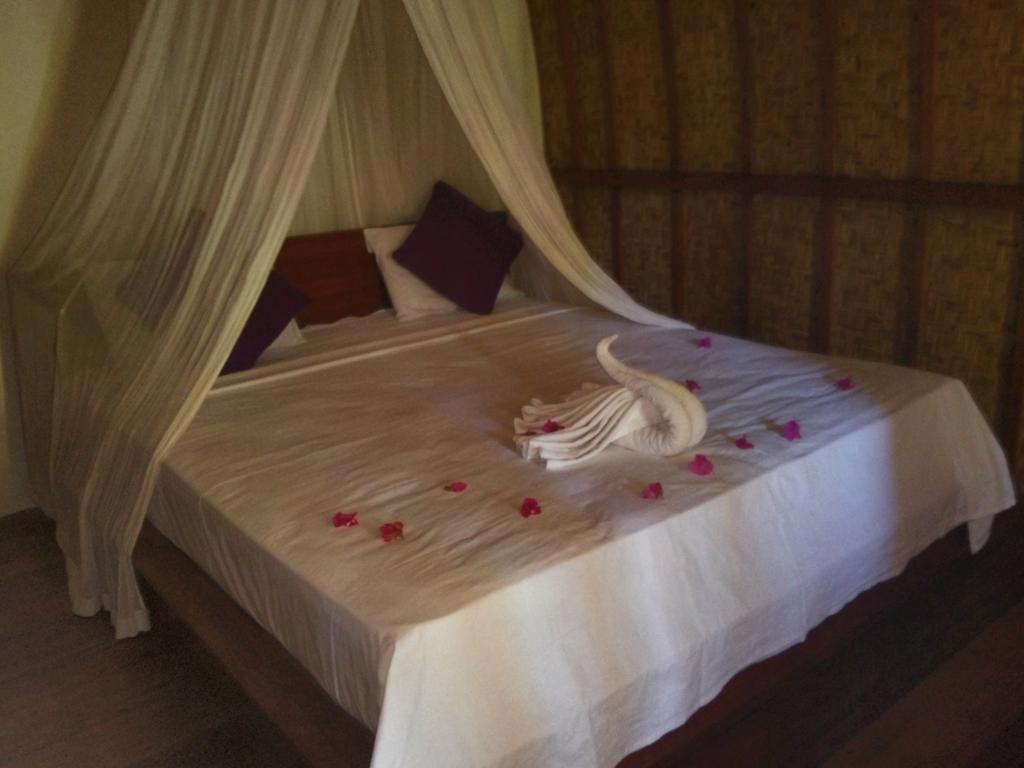 Balenta Bungalow Gili Meno Hotel Esterno foto